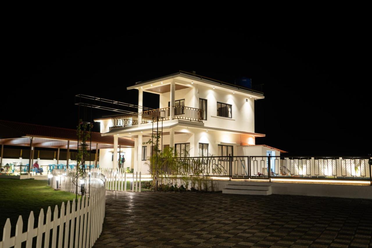 Villa Eden Garden Alībāg Esterno foto